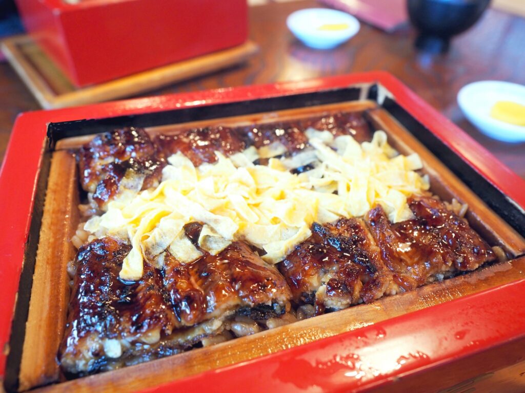 柳川名物うなぎのせいろ蒸し